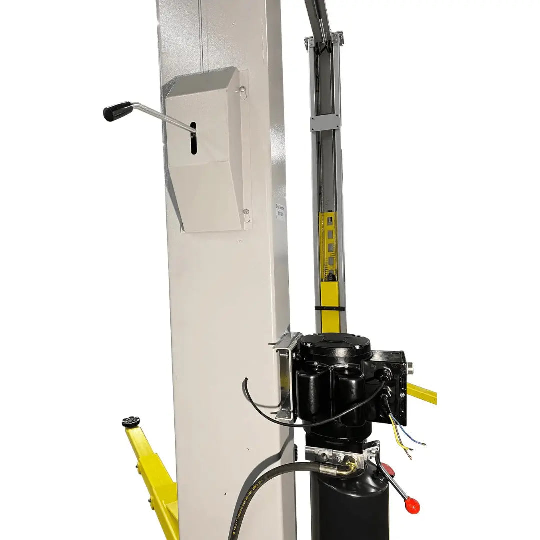 TRIUMPH NTO-10A 10,000 LB. 2 POST LIFT