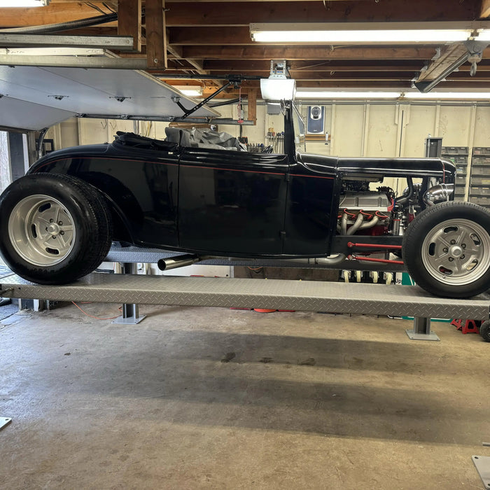 Hire Car Lift Installers for Your Garage: Here's Why - Mechanic Super Store